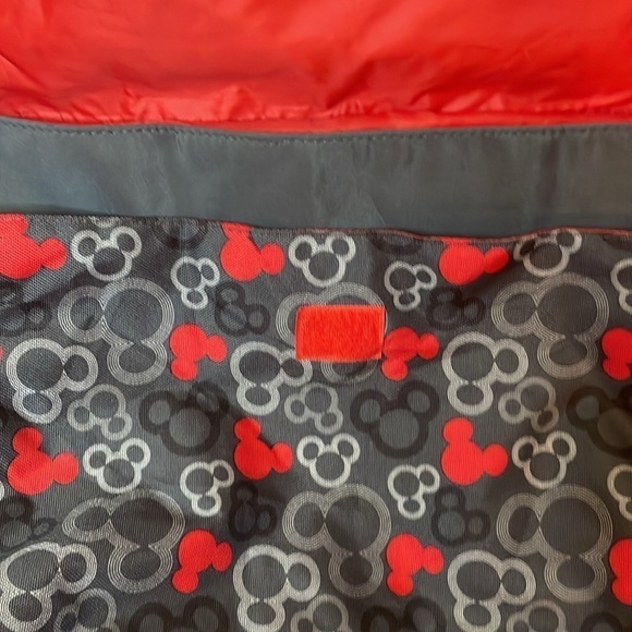 Disney Baby Diaper Bag Carry All Mickey Mouse Appliqué tons of pockets - Picture 5 of 6